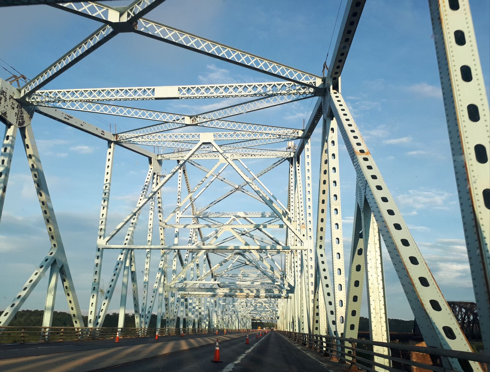 Samsung Galaxy A5(2017) sample photo. Bridge, sky, blue sky photography