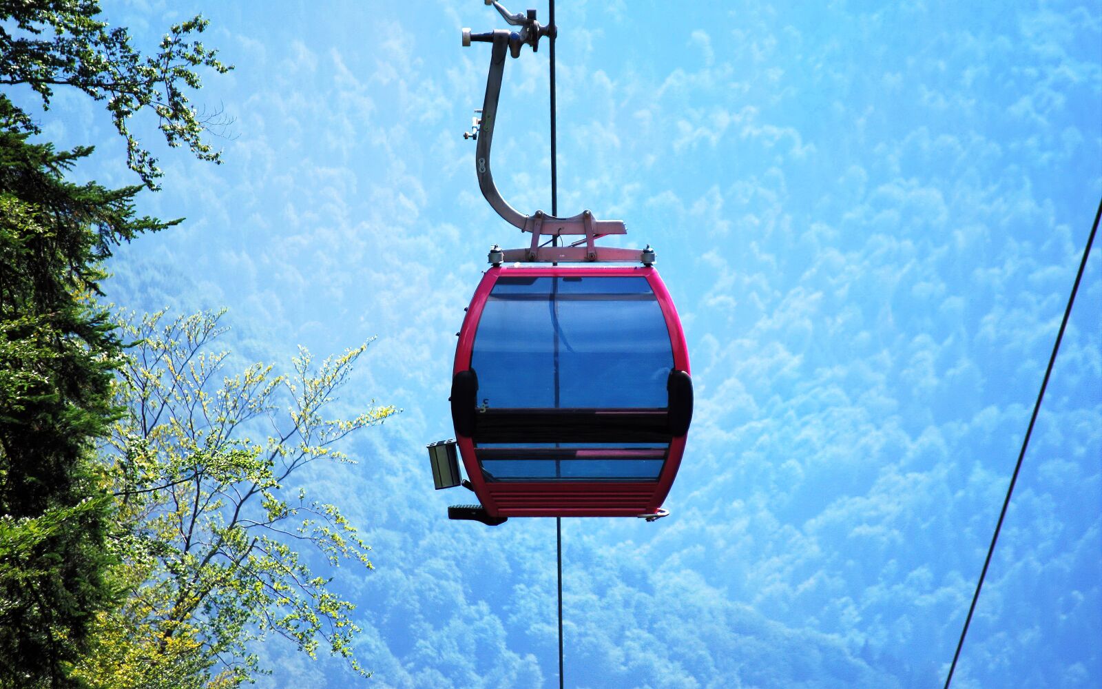 Nikon D40X sample photo. The gondola ski lift photography