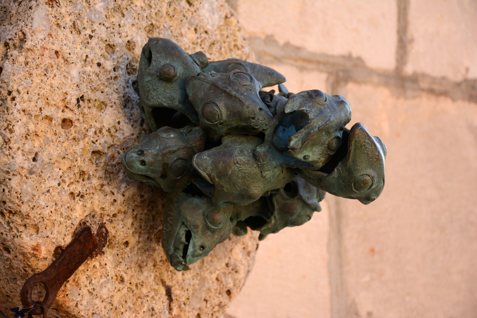 Nikon D7100 sample photo. Dragon, stone, architecture photography