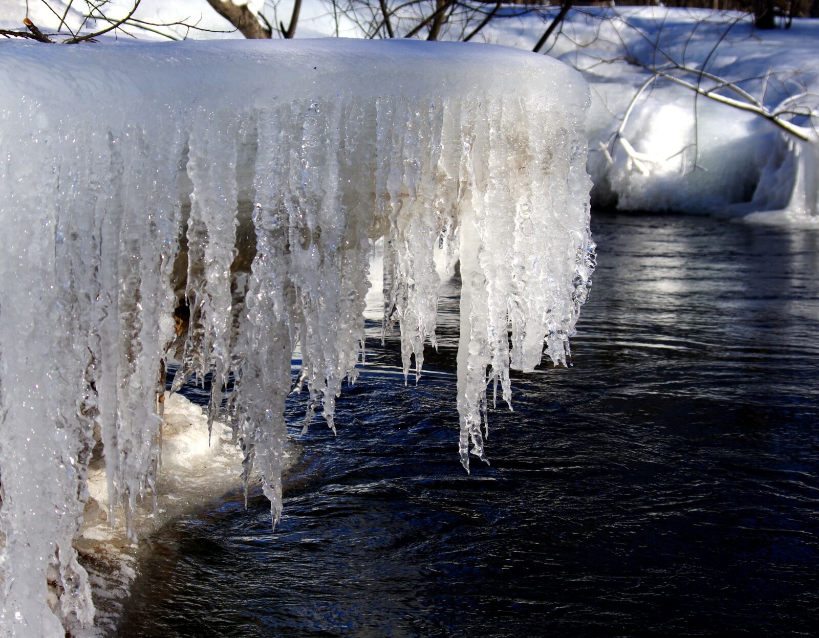 Pentax K-5 sample photo. Icicles, snow, winter photography