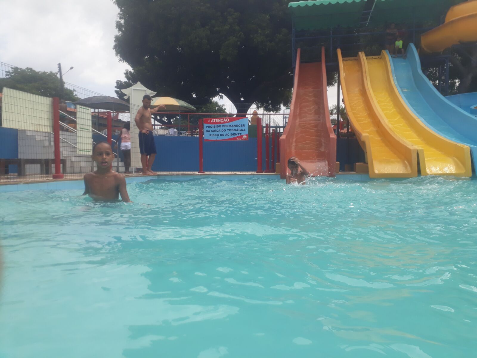Samsung Galaxy J5 Prime sample photo. Pool, of, bath photography