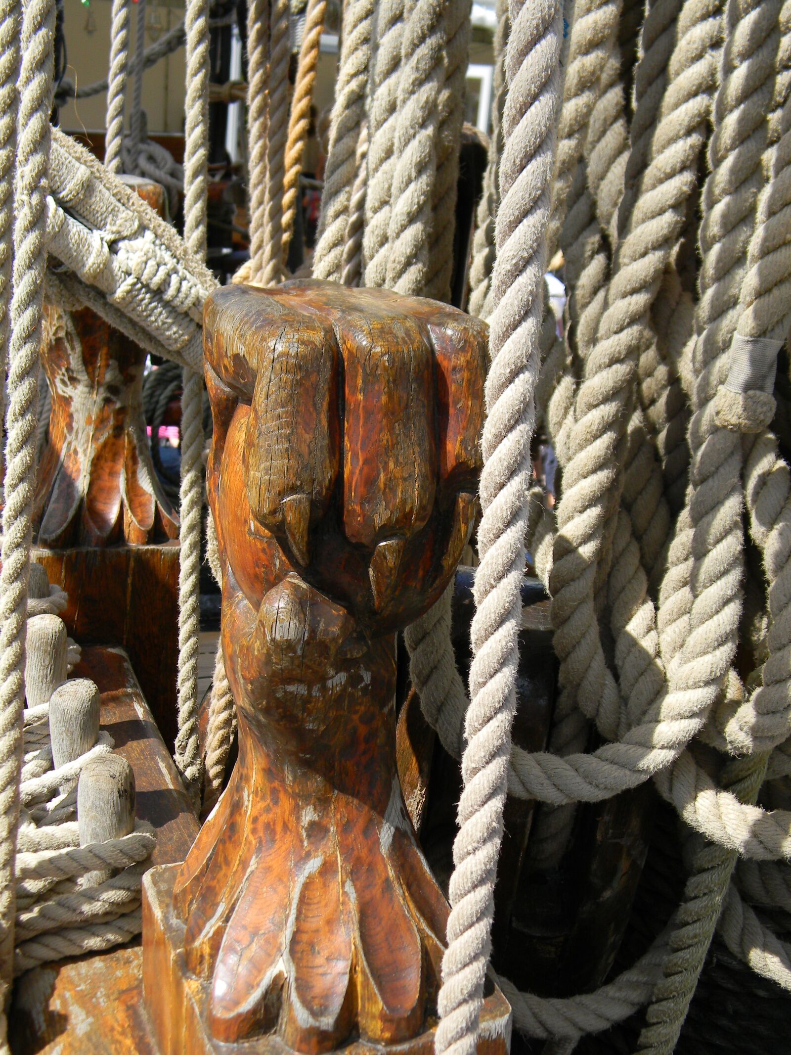 Nikon Coolpix L110 sample photo. Sailing ship, rigging, rope photography