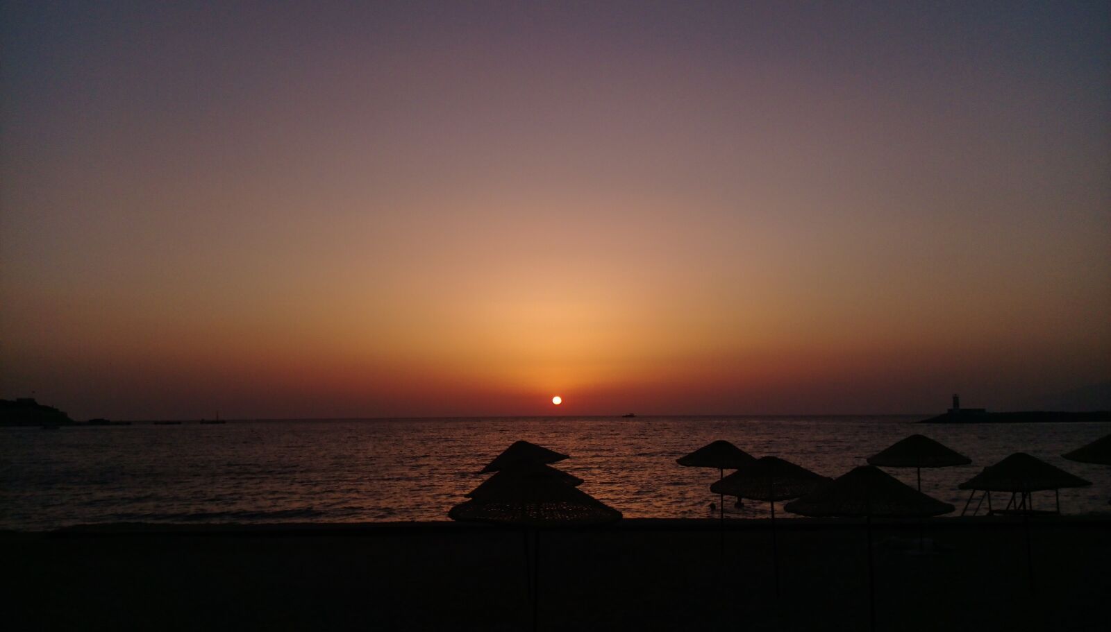 HTC DESIRE 830 sample photo. Sunset, solar, landscape photography