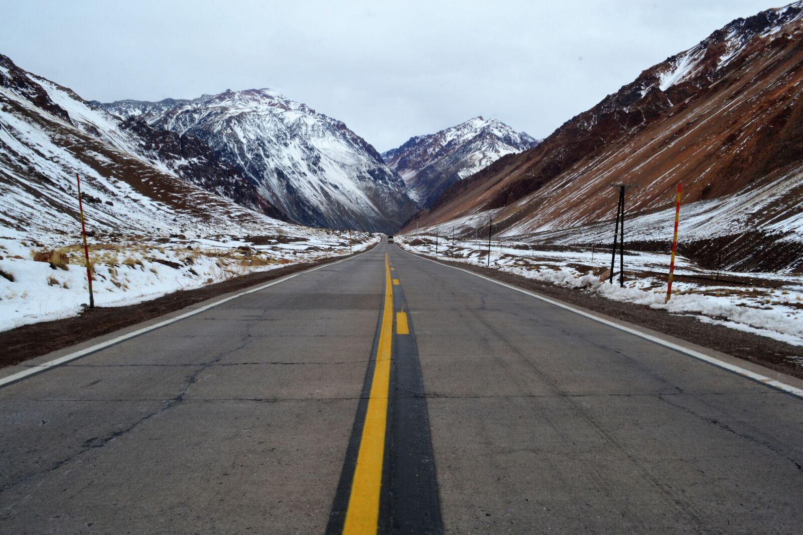 Nikon D3100 sample photo. Road, asphalt, travel photography