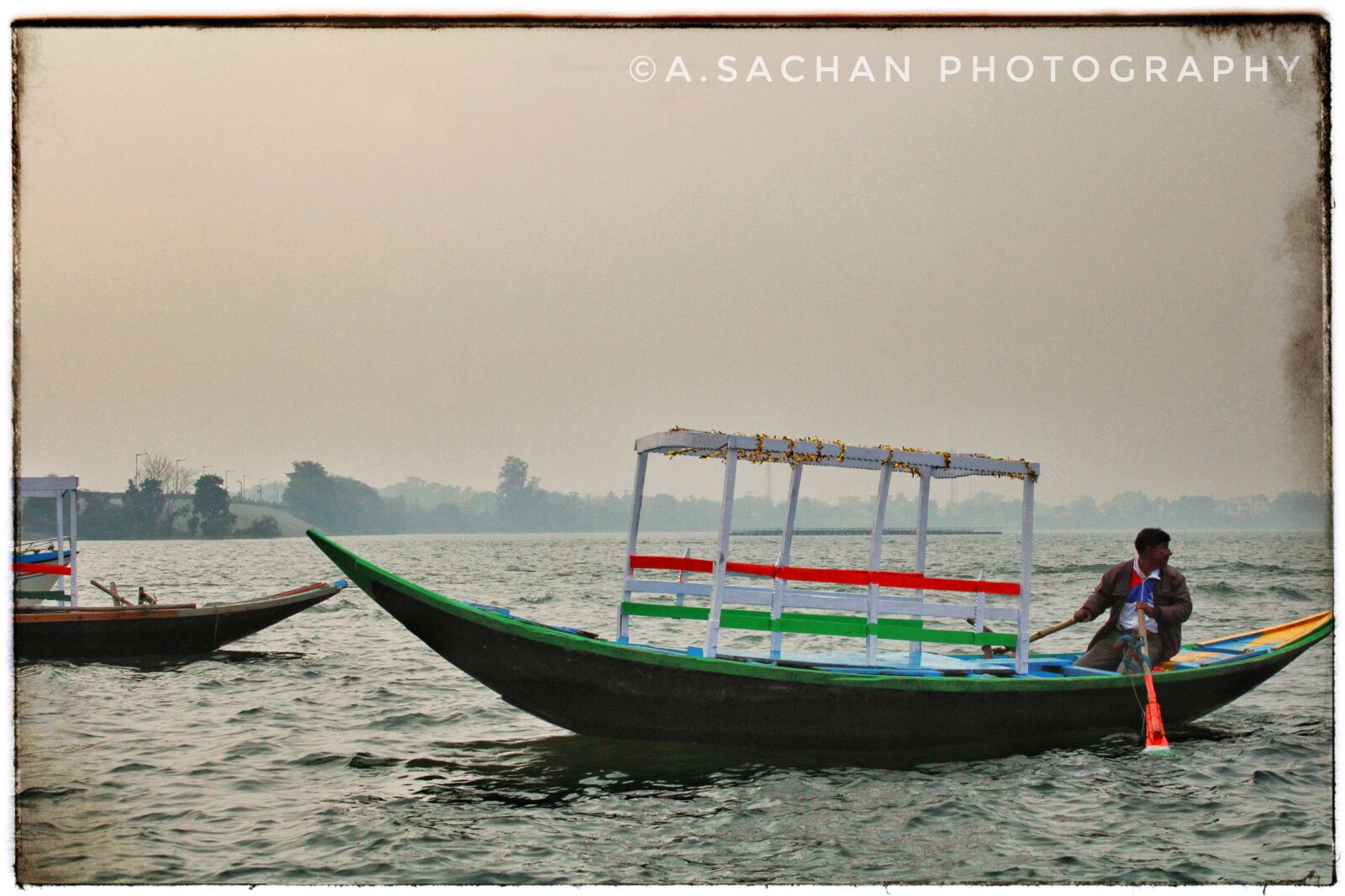 Canon EOS 2000D (EOS Rebel T7 / EOS Kiss X90 / EOS 1500D) sample photo. Landscape, boat, lake photography