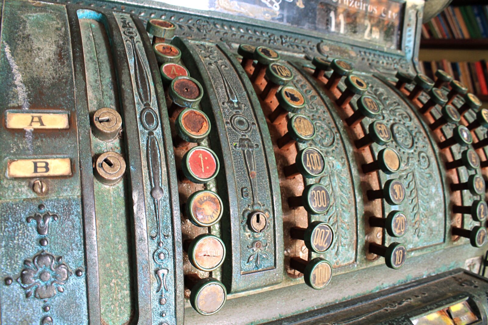 Canon EOS 1100D (EOS Rebel T3 / EOS Kiss X50) sample photo. Register machine, register, former photography