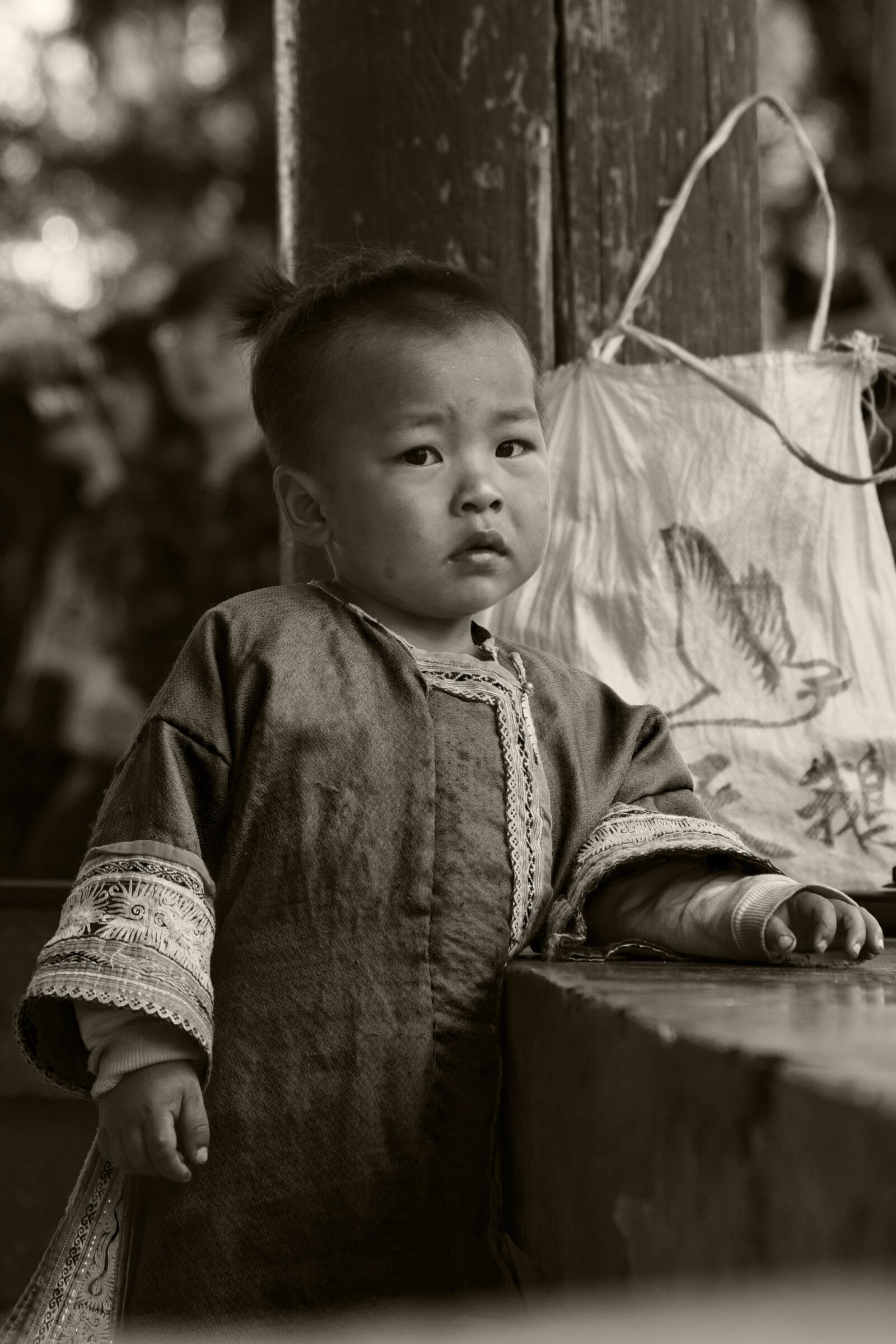 Nikon D750 sample photo. Staring, 蹙眉, kids photography