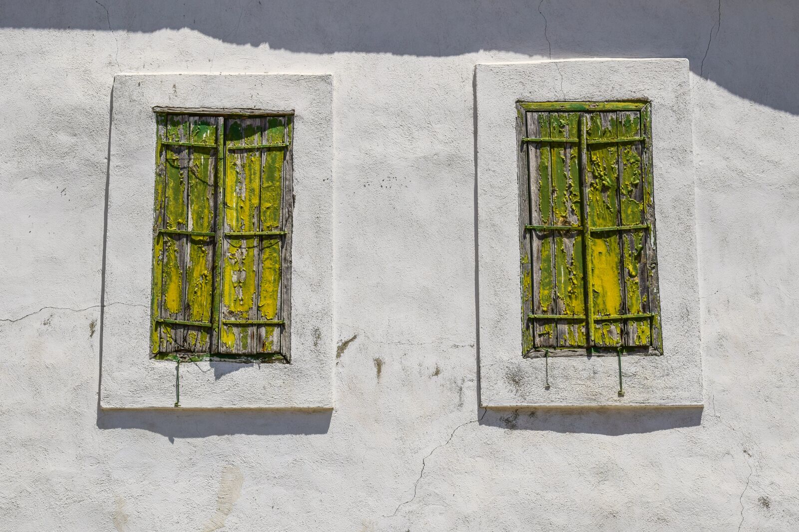 Nikon D3300 sample photo. Windows, wooden, aged photography