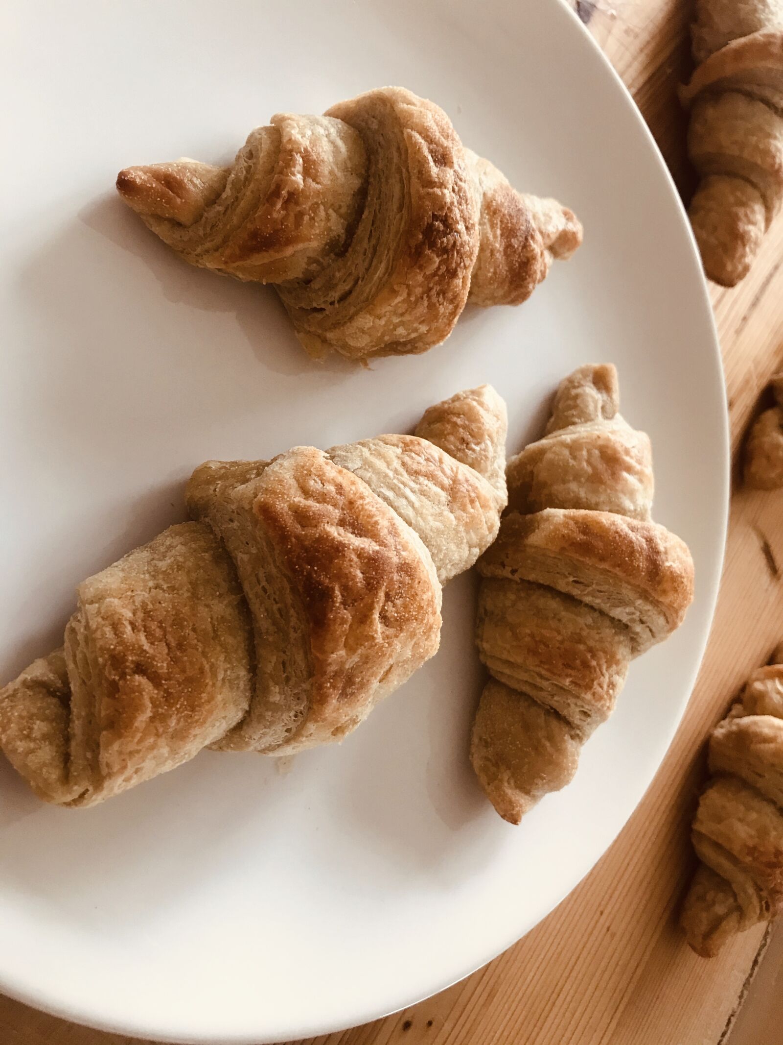 iPhone 7 back camera 3.99mm f/1.8 sample photo. Croissants, baking, france photography
