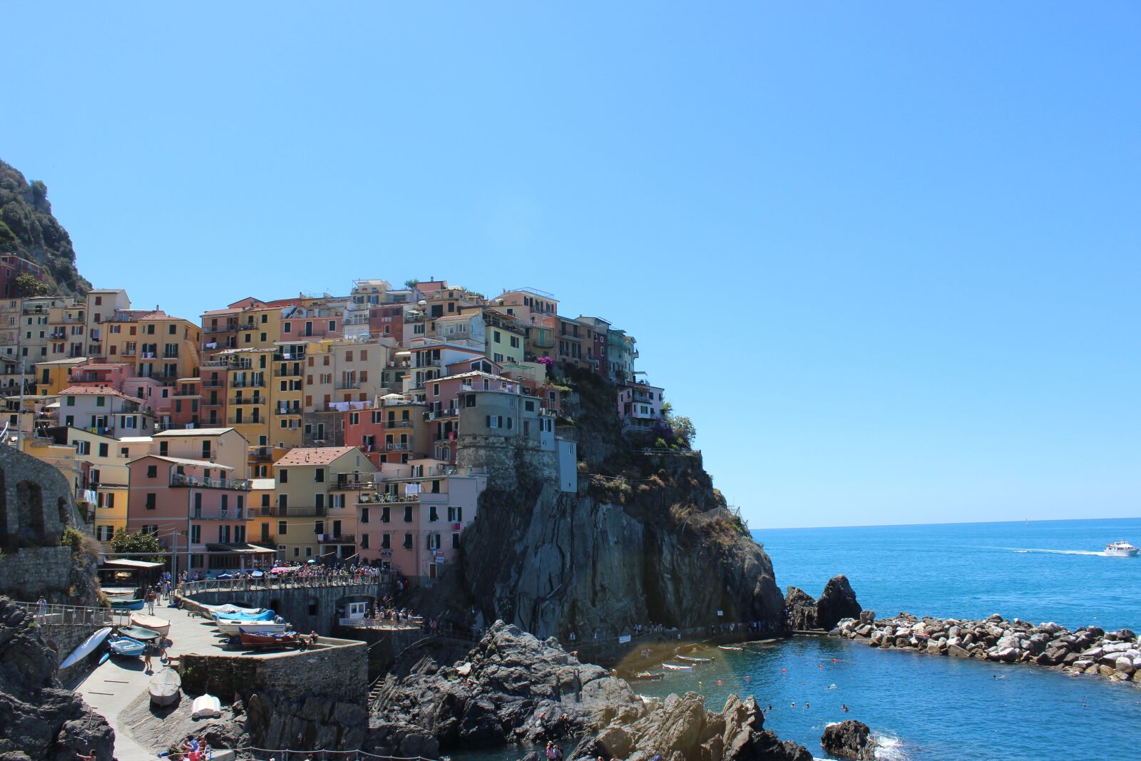 Canon EOS 1200D (EOS Rebel T5 / EOS Kiss X70 / EOS Hi) sample photo. Italy, paradise, village photography