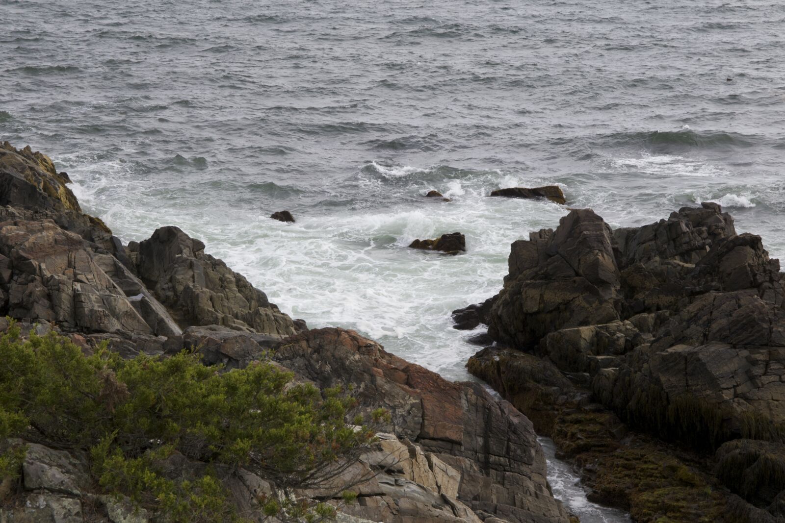 Canon EOS 6D sample photo. Mountain, rocks, near, on photography