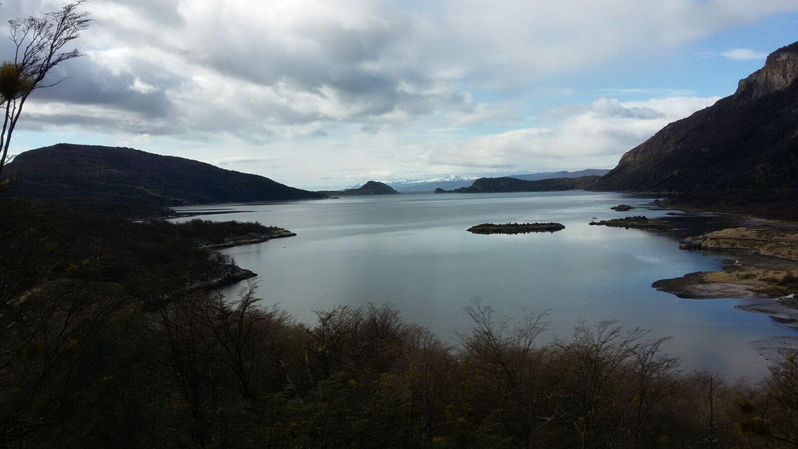 Samsung Galaxy S5 Mini sample photo. Lake, mountains photography