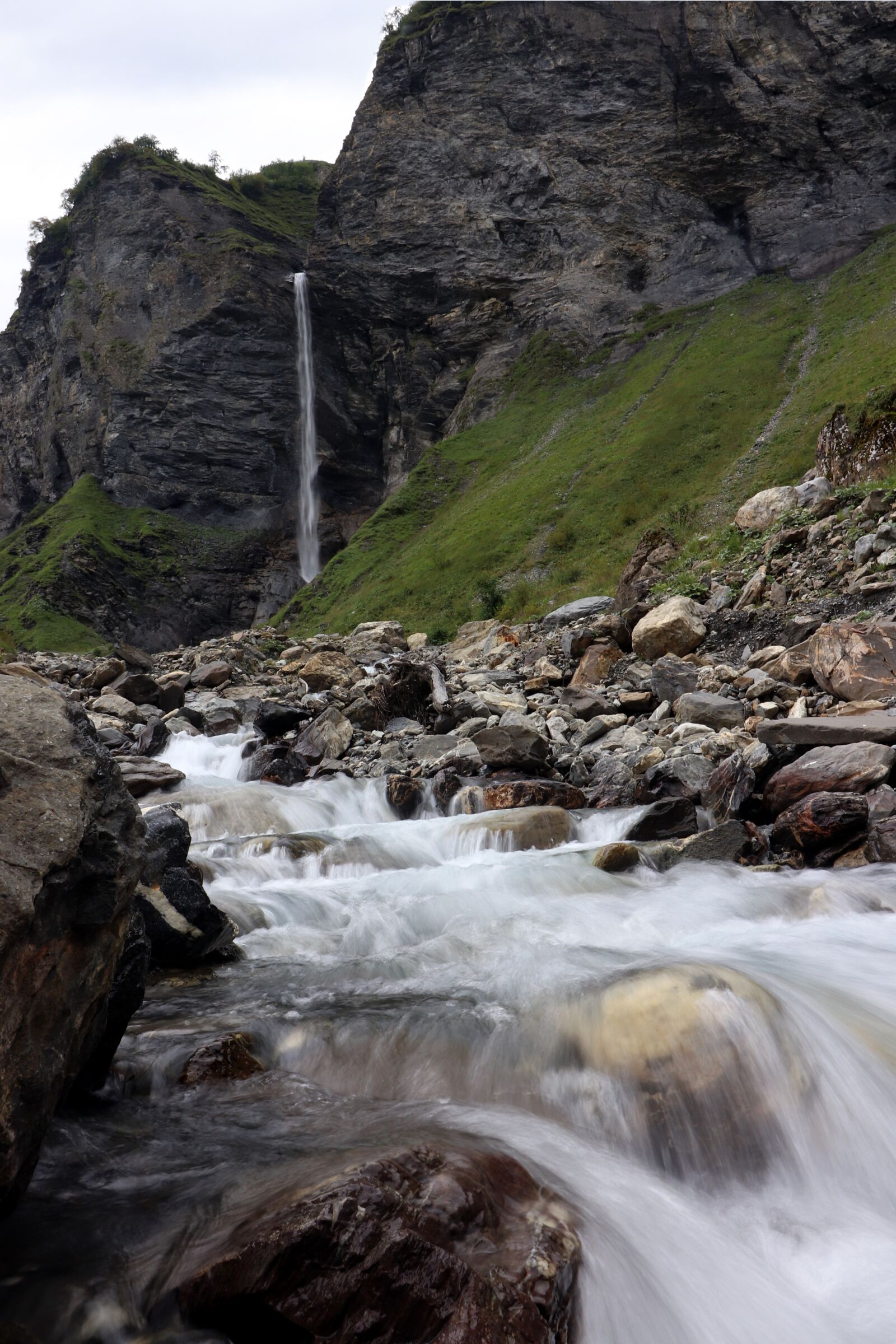 Canon EOS 77D (EOS 9000D / EOS 770D) sample photo. Waterfall, bat ni, waterfall photography