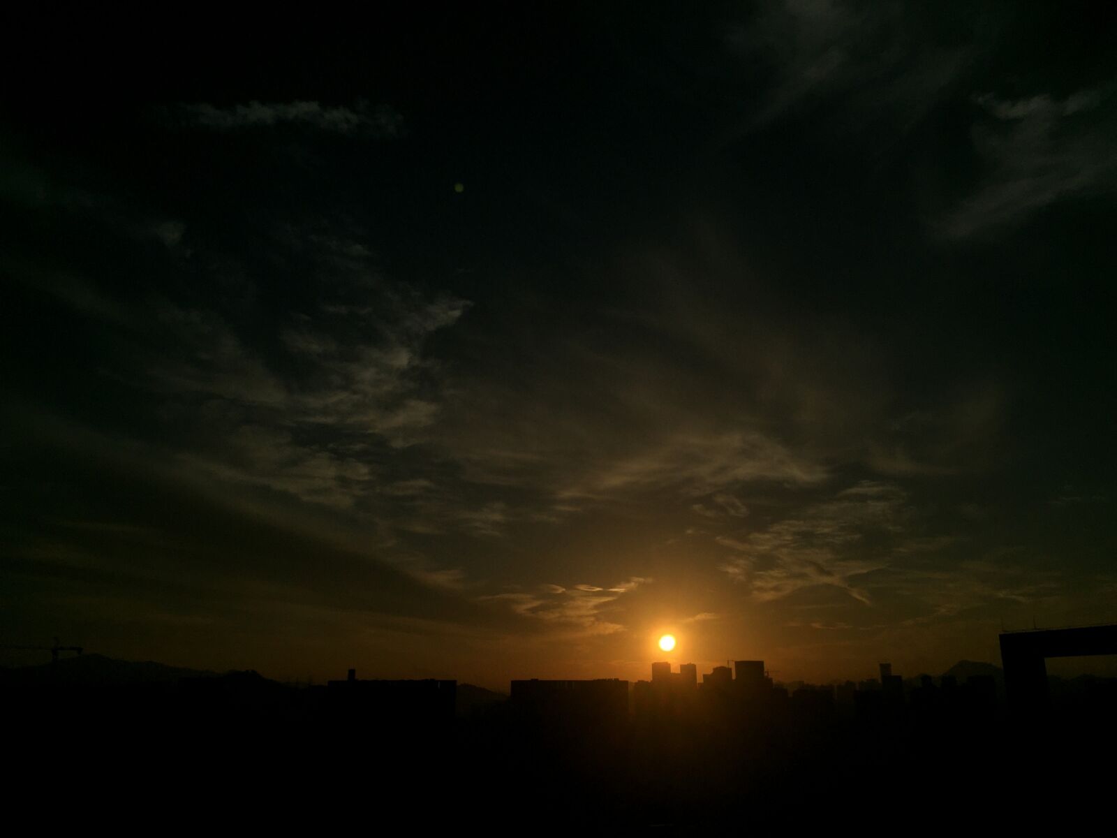 iPhone 6 back camera 4.15mm f/2.2 sample photo. Shenzhen, morning, sunrise photography