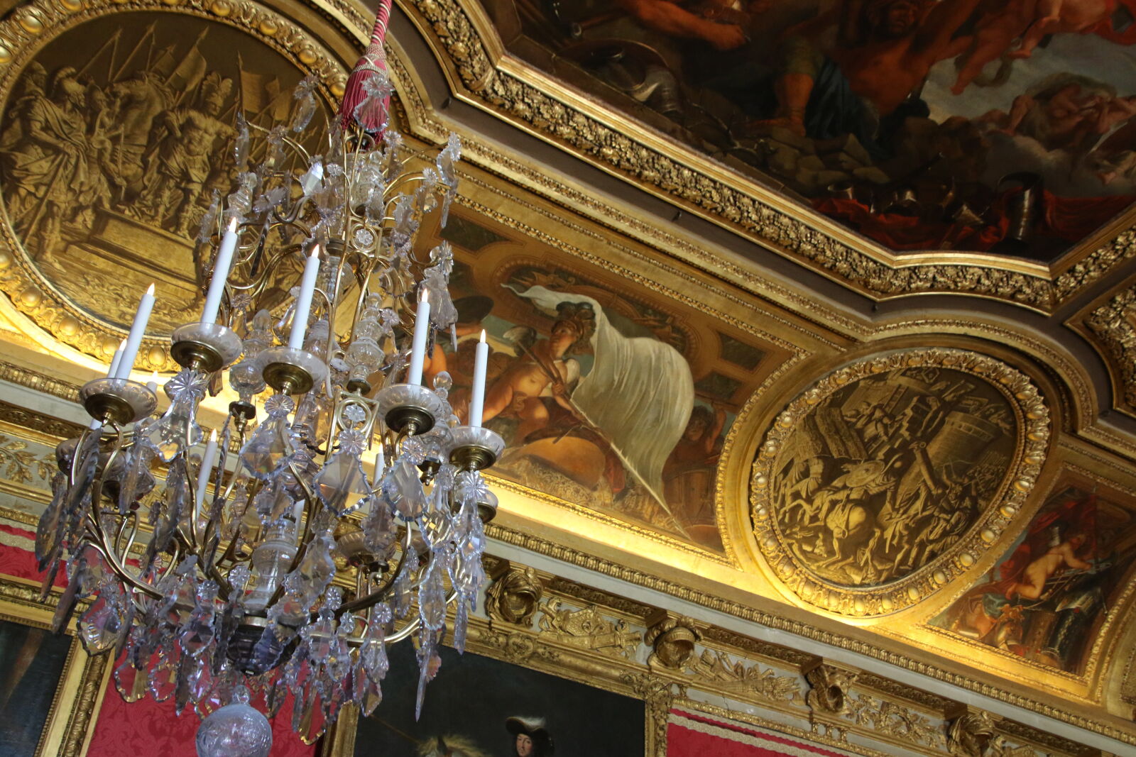Canon EOS 7D Mark II sample photo. Ceiling, chandelier, france, gold photography