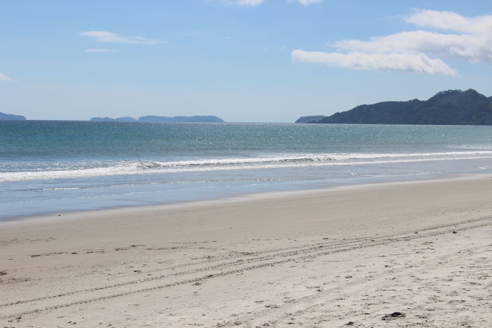 Canon EOS 600D (Rebel EOS T3i / EOS Kiss X5) sample photo. Beach, ocean, summer photography