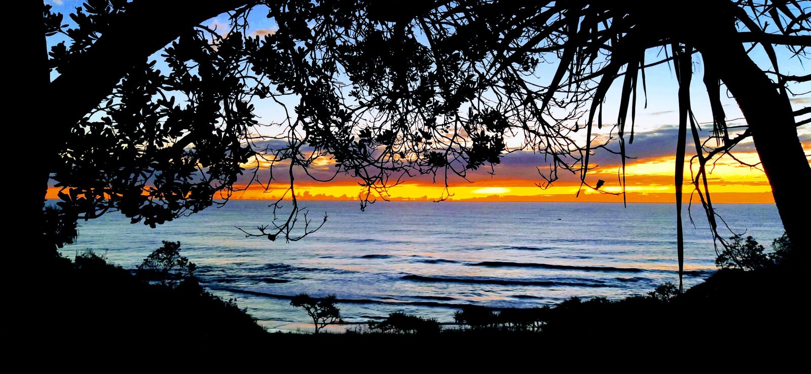 Xiaomi Mi A3 sample photo. Sunrise, beach, australia photography