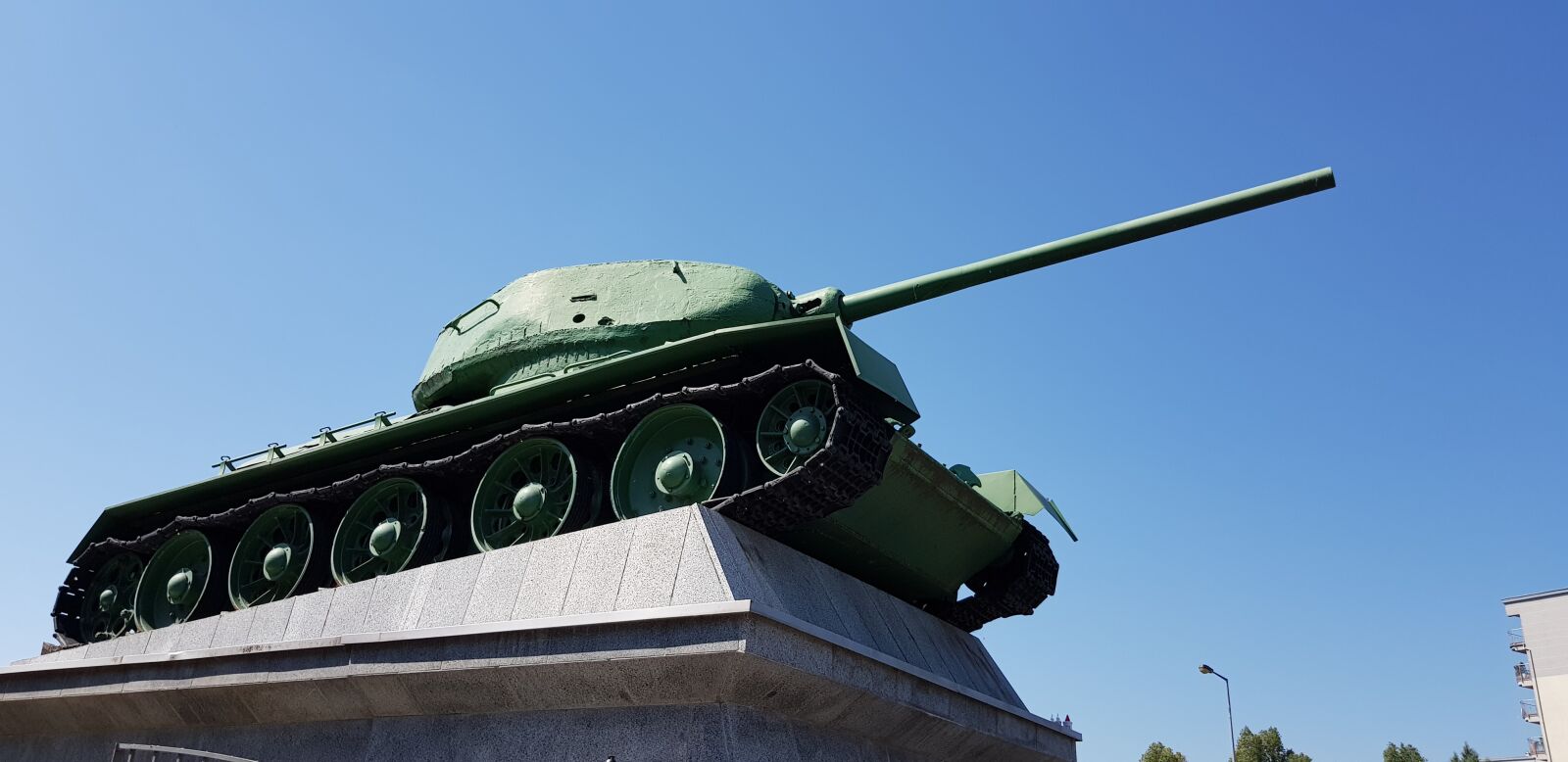 Samsung Galaxy S8 sample photo. Main battle tank, t34 photography