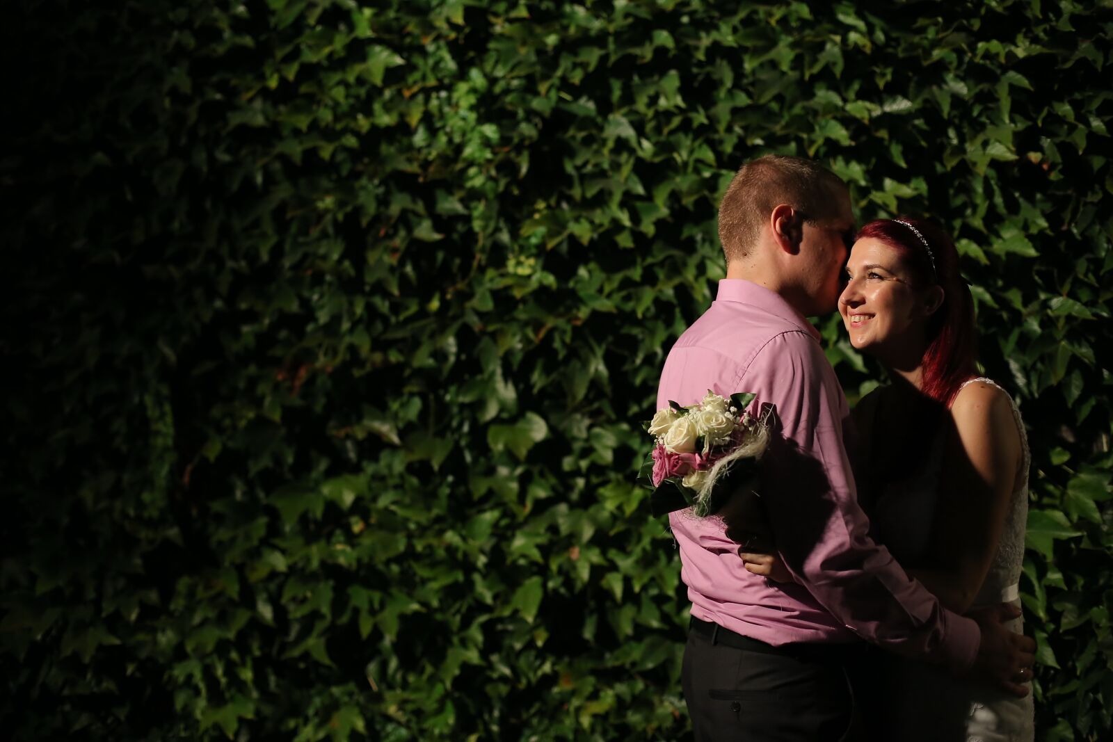 Canon EF 50mm F1.4 USM sample photo. Boyfriend, girlfriend, smile, embrace photography