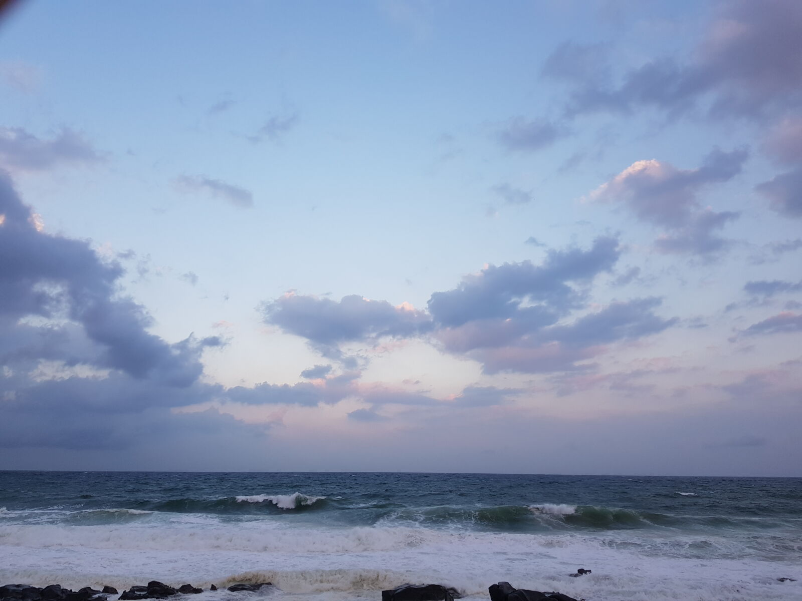 Samsung Galaxy S8 sample photo. Beautiful, clouds, ocean, scene photography