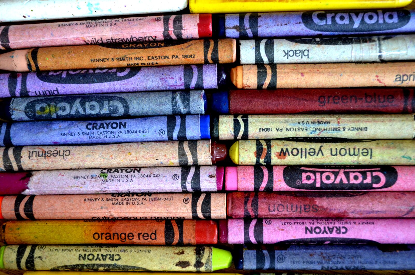 Nikon D5100 sample photo. Crayon, old crayon, crayons photography