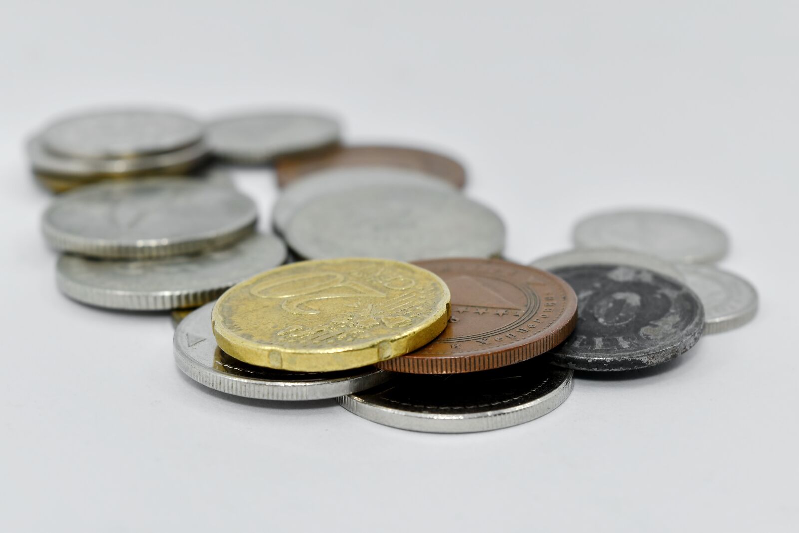 Nikon D5500 sample photo. Cent, coin, detail, euro photography