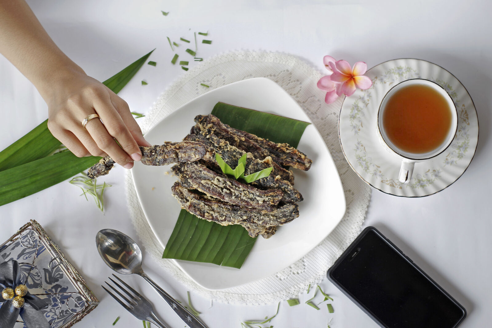 Canon EOS 60D sample photo. Traditional, banana, cake, top photography