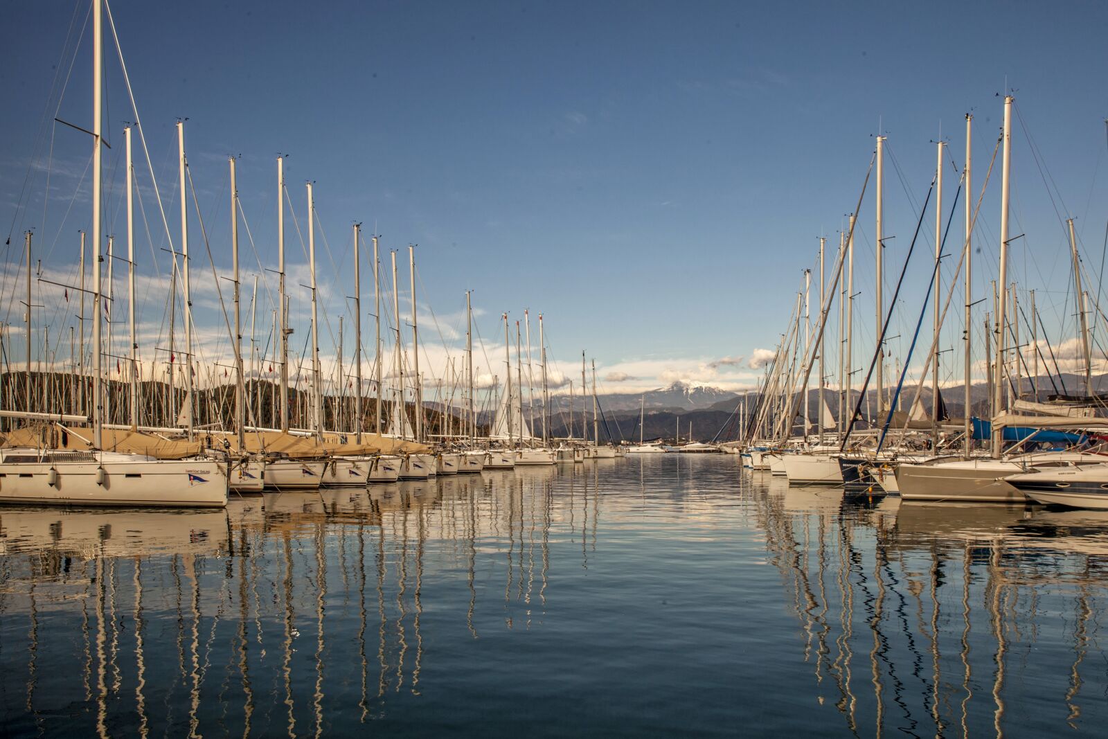 Canon EOS 5D Mark II sample photo. Body of water, sailboat photography