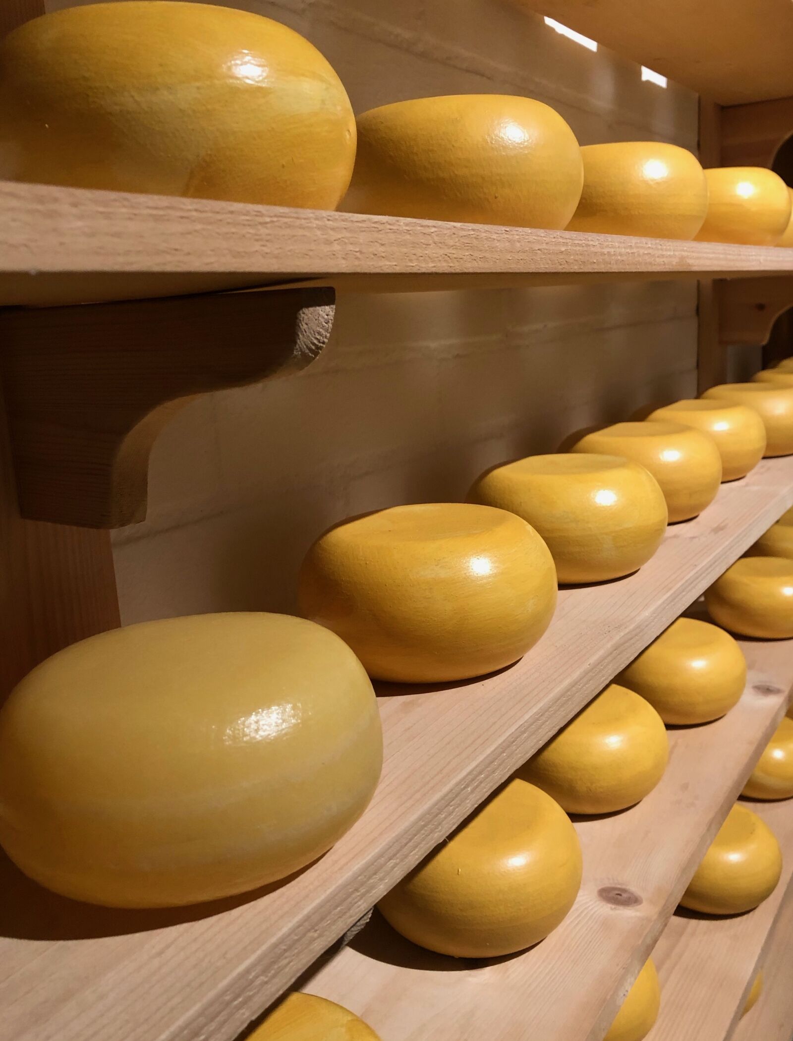 iPhone X back dual camera 4mm f/1.8 sample photo. Cheese, gouda, food photography