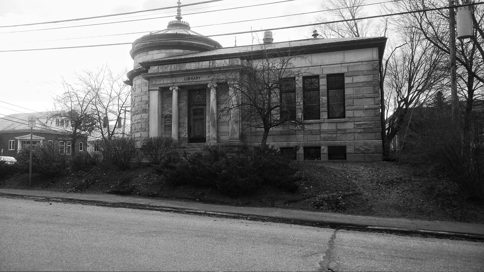 Motorola Moto X (1st Gen) sample photo. Historical, landmark, library, stone photography