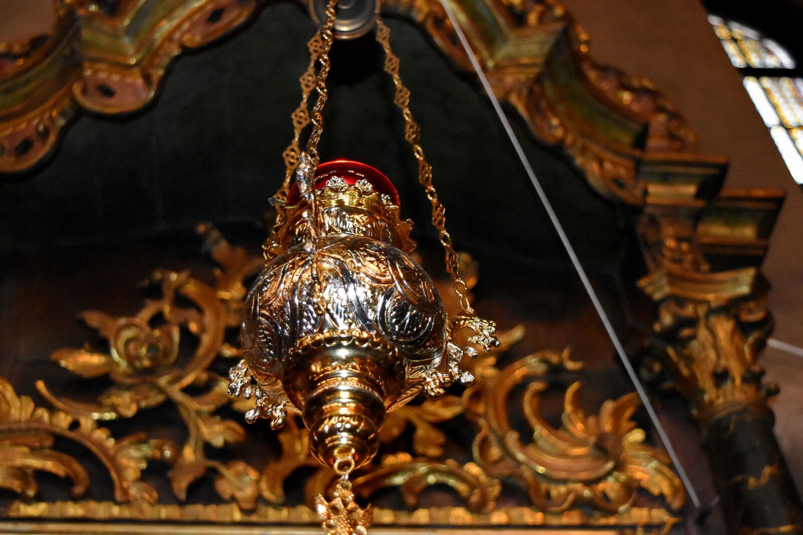 Nikon D5500 sample photo. Temple, religion, gold, ancient photography