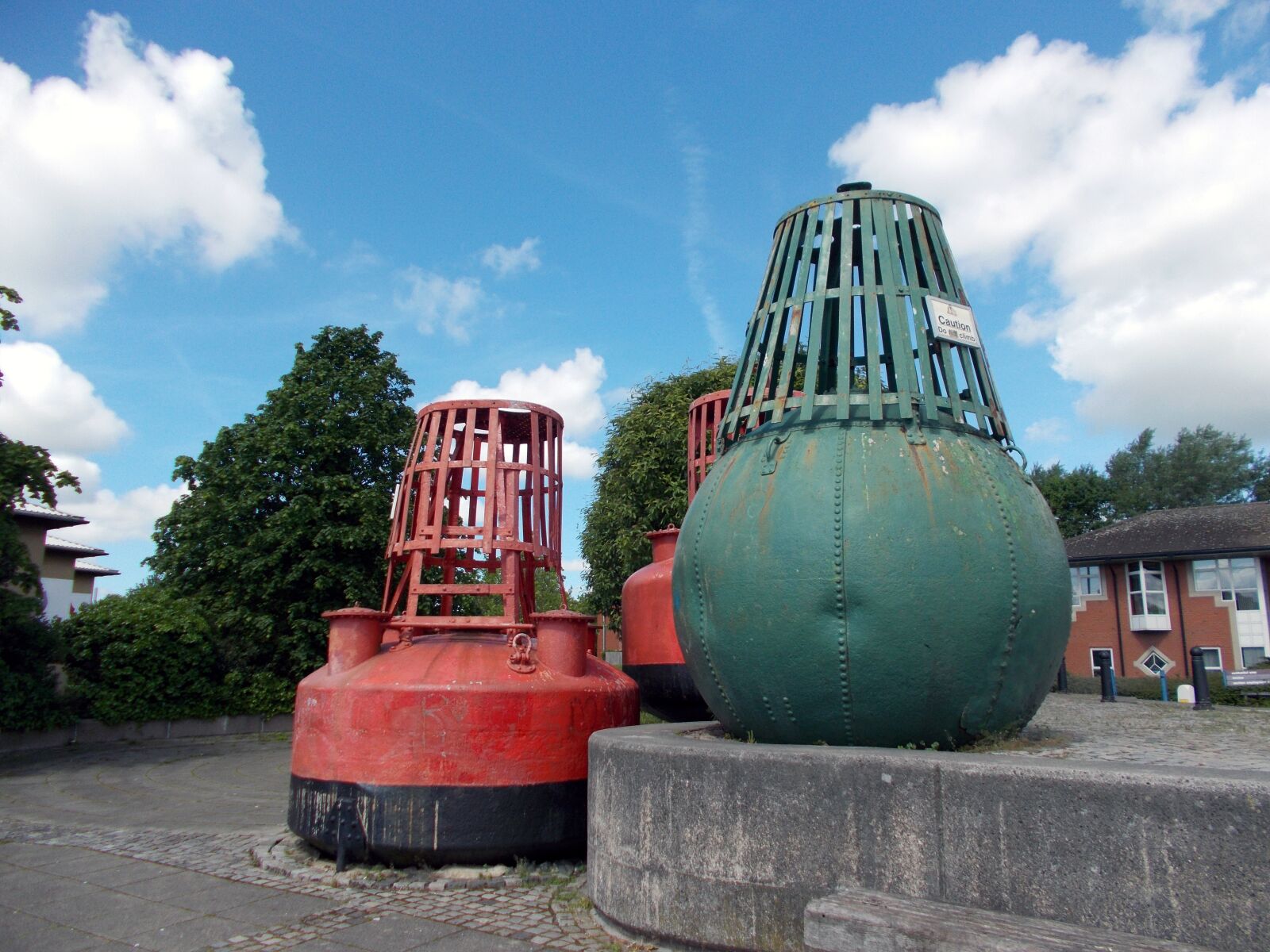 Nikon Coolpix L31 sample photo. Old, channel, buoys photography