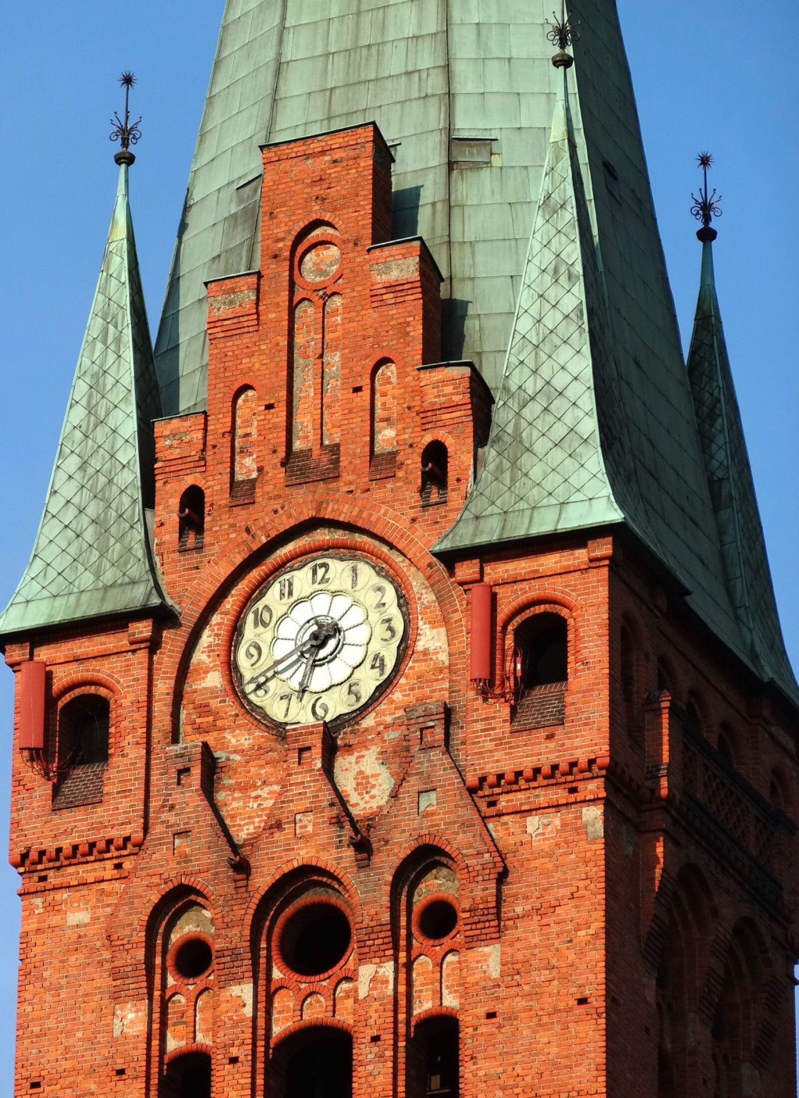 Sony Cyber-shot DSC-HX20V sample photo. Saint andrew bobola, church photography