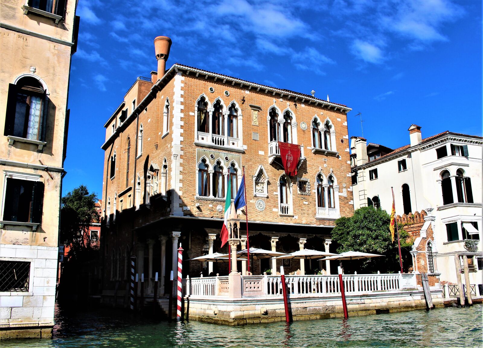 Canon EOS 700D (EOS Rebel T5i / EOS Kiss X7i) sample photo. Venice, italy, palace photography