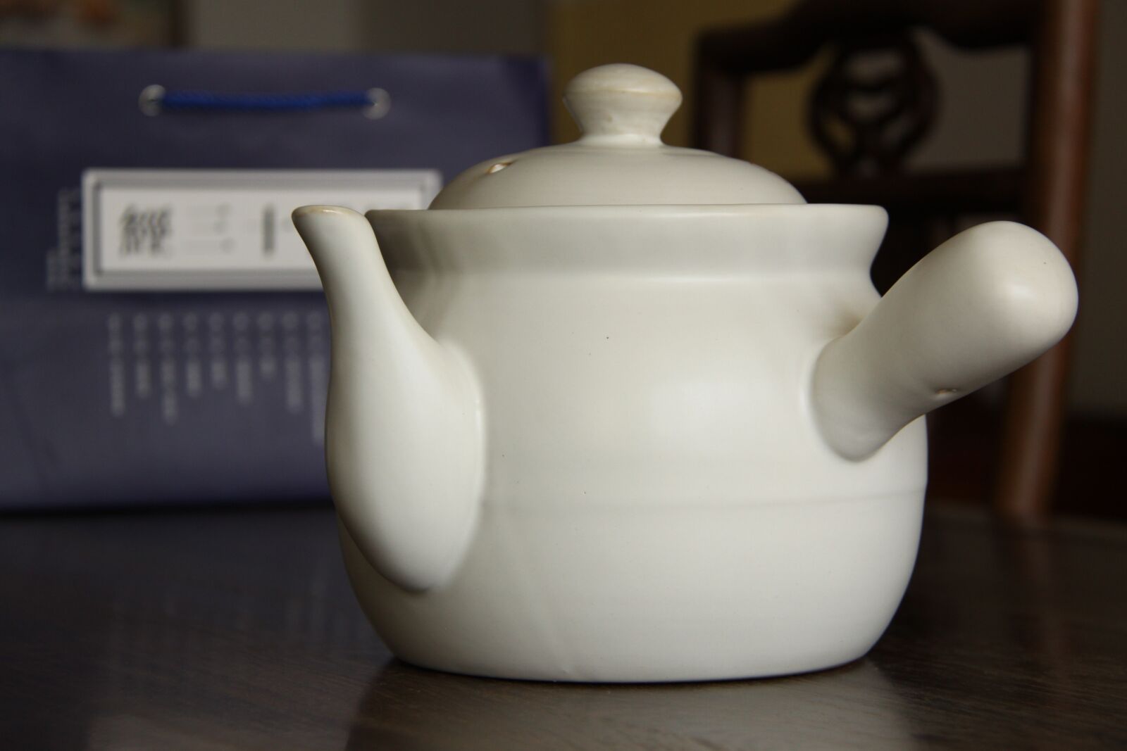 Canon EOS 50D sample photo. Traditional chinese medicine pot photography