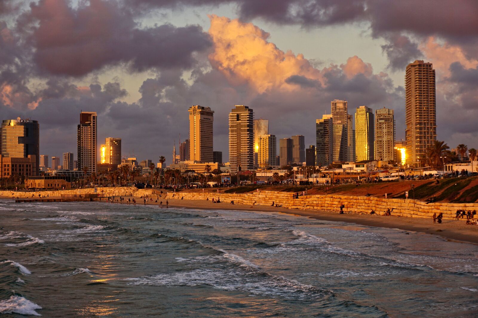Sony E 16-50mm F3.5-5.6 PZ OSS sample photo. Beach, tel aviv, sunset photography