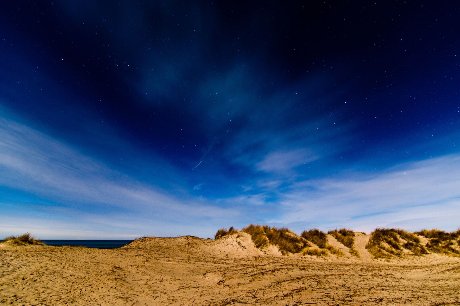 Tokina AT-X Pro 11-16mm F2.8 DX II sample photo. Sky, star, beach photography