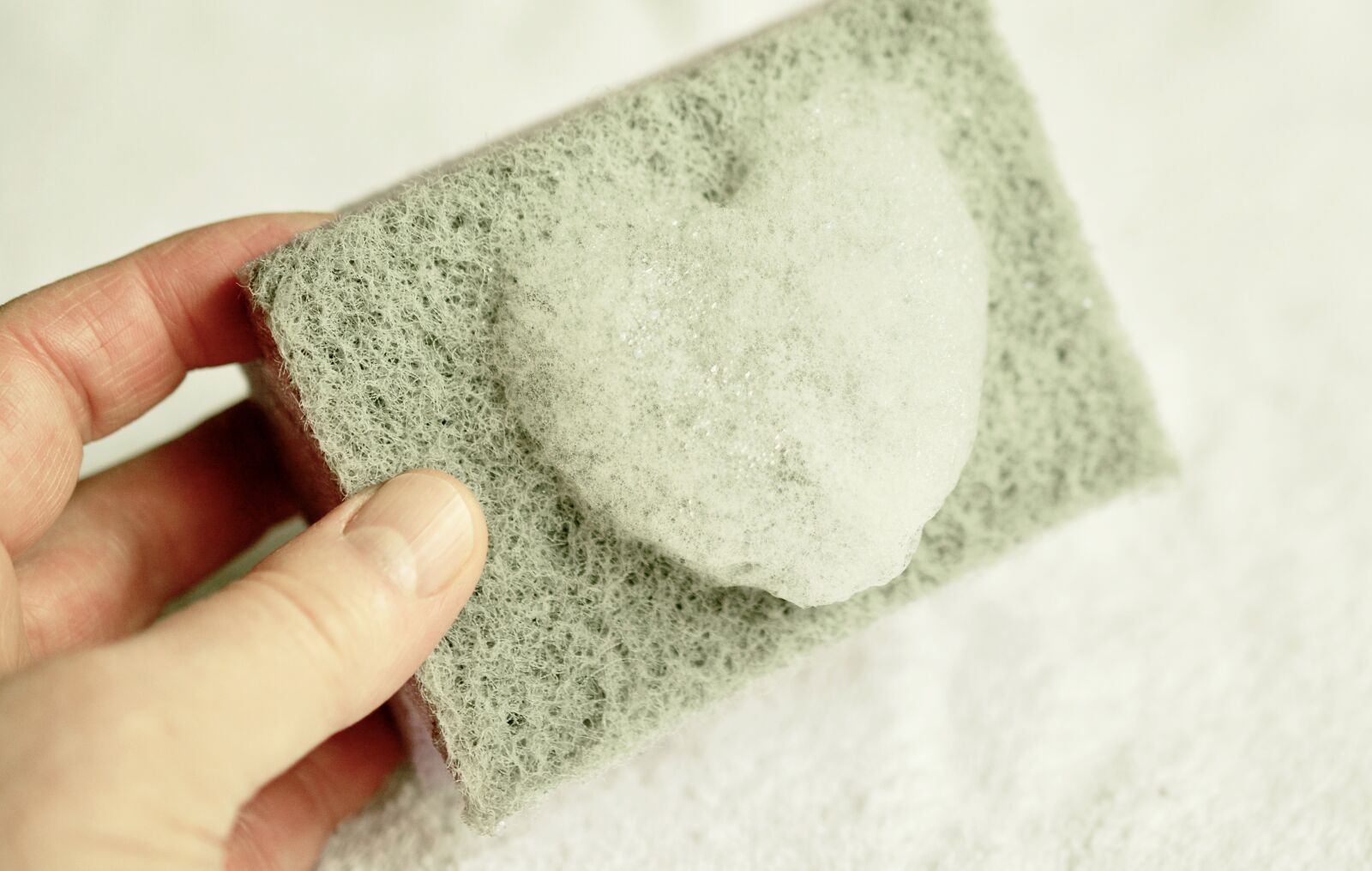 Nikon D5200 sample photo. Sponge, cleaning sponge, clean photography