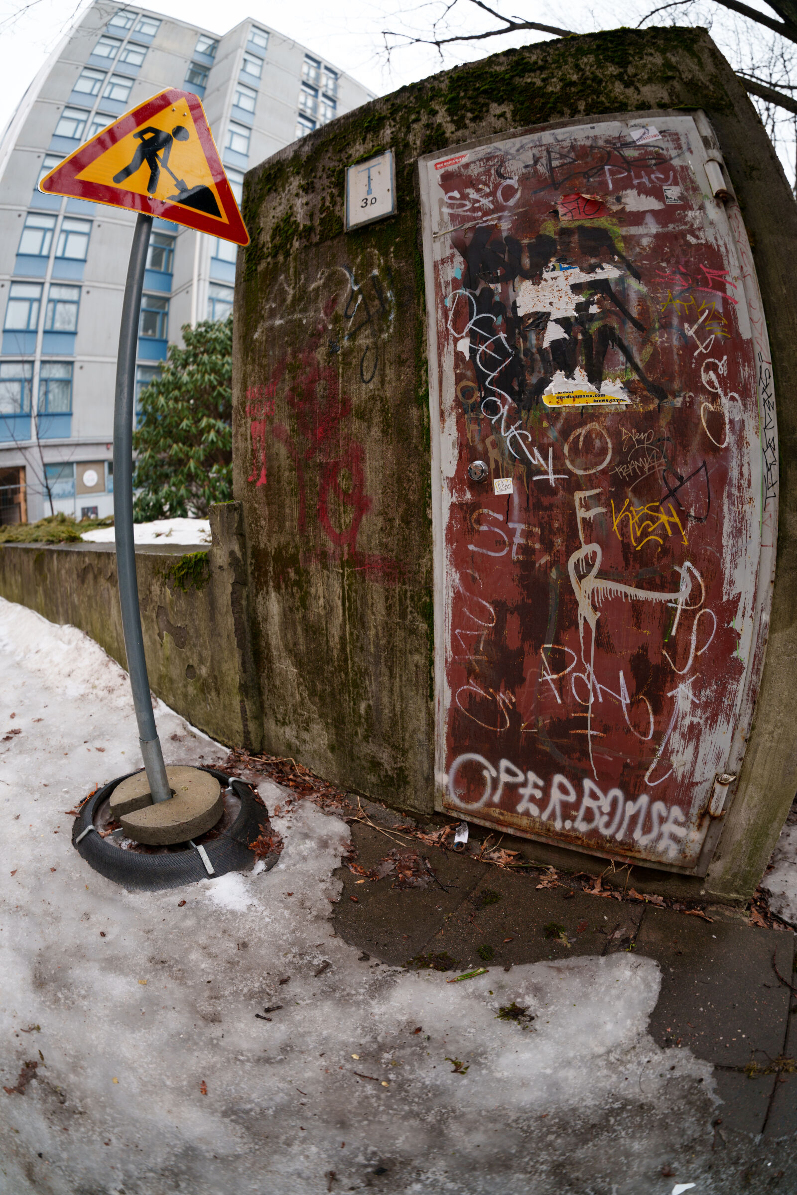 Sigma 15mm F1.4 DG DN Diagonal Fisheye Art sample photo. Troubled door photography