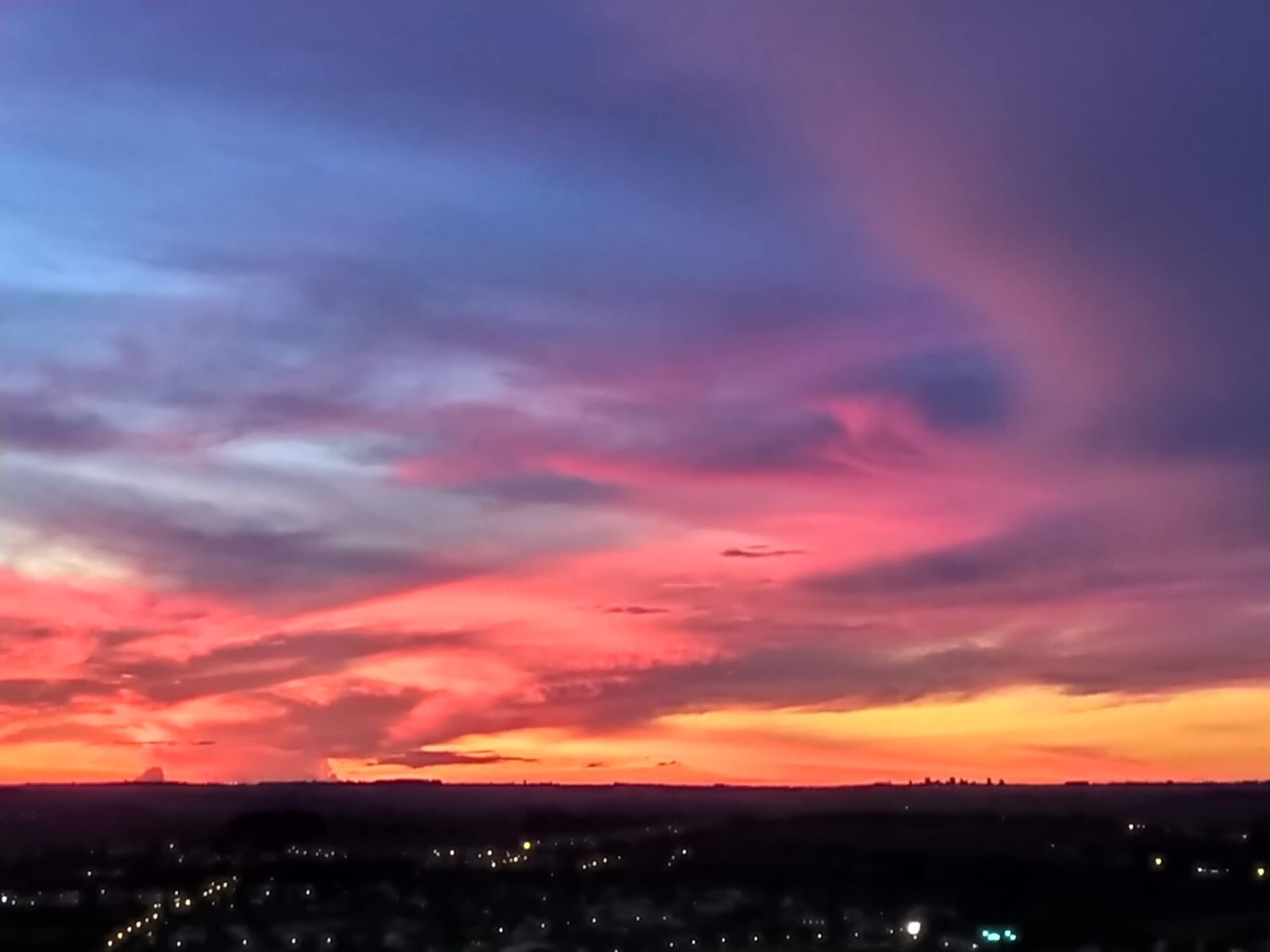 Xiaomi Redmi Note 7 sample photo. Sky, painting, landscape photography