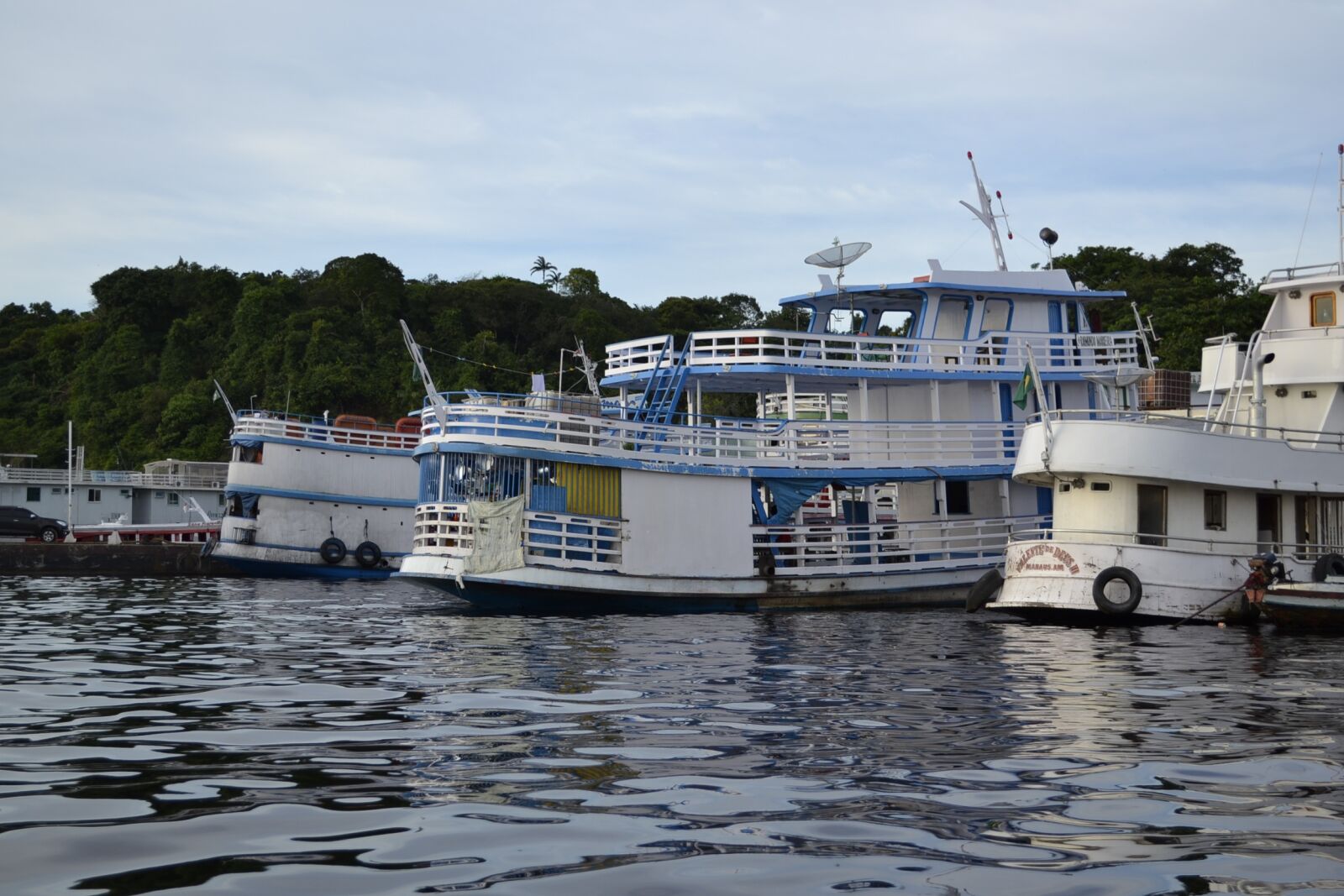 Nikon D3100 sample photo. Boats, transport, manaus photography