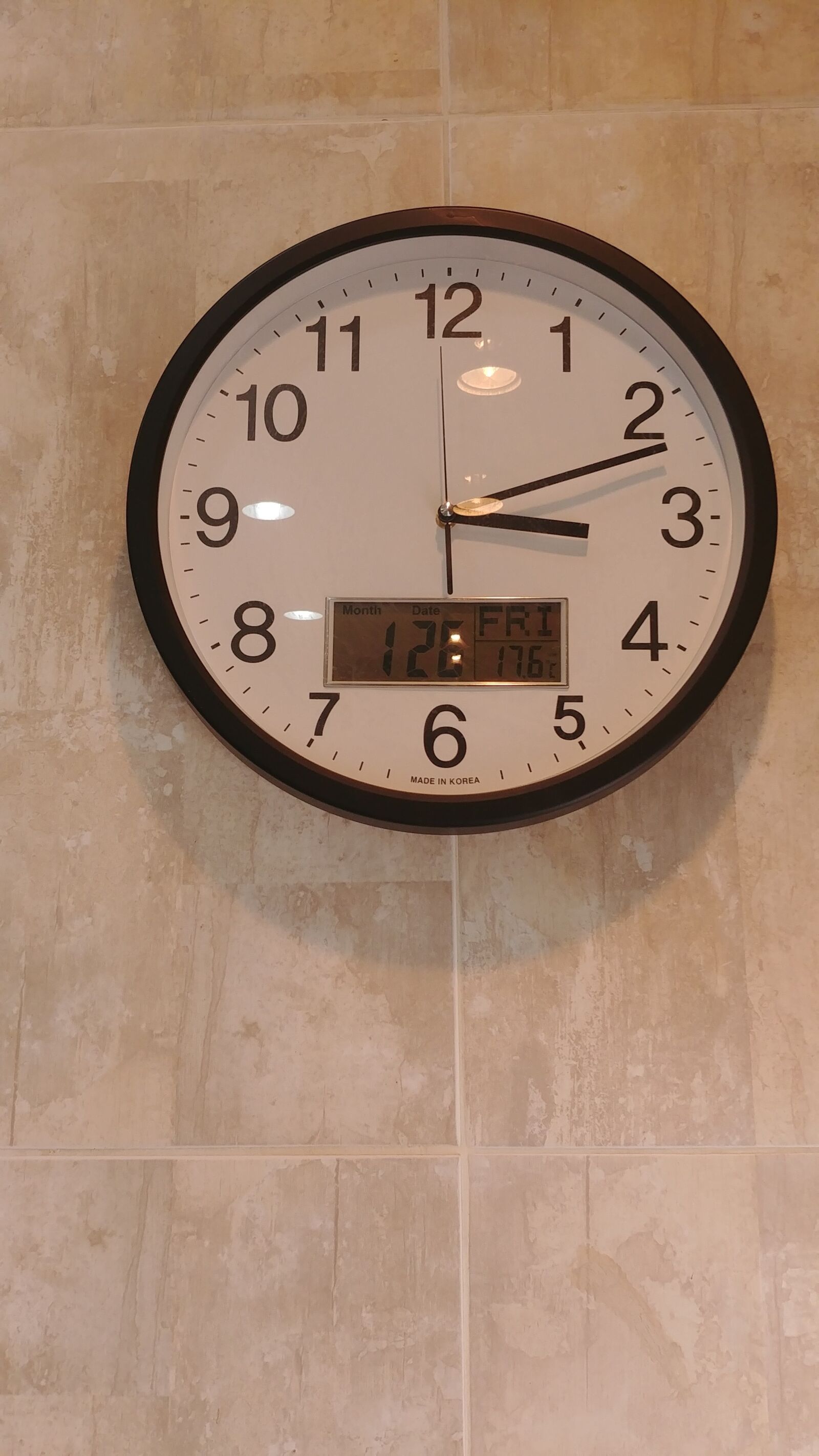 LG G6 sample photo. Clock, wall clock photography