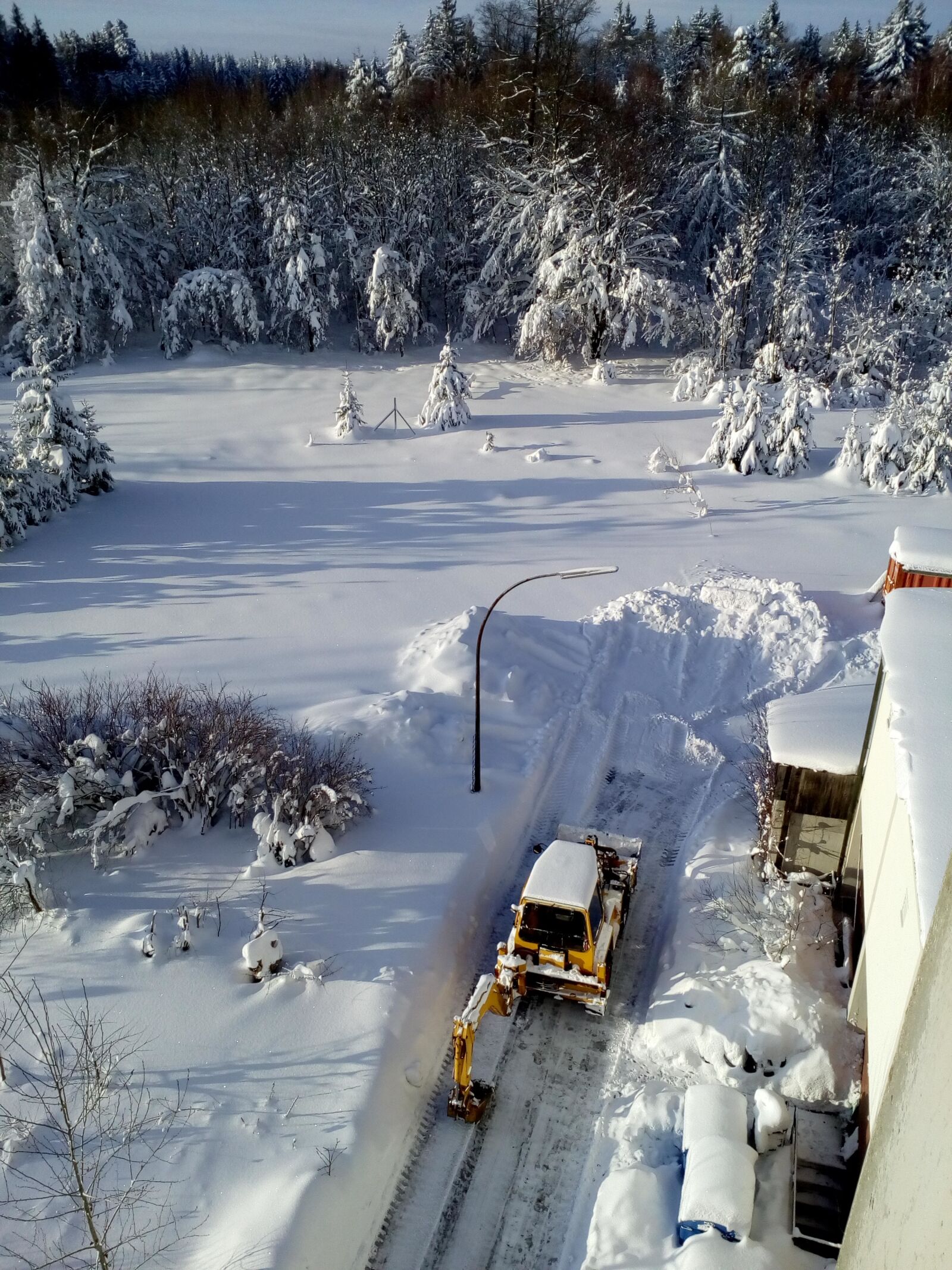 Lenovo VIBE K10 sample photo. Winter, excavators, ice photography