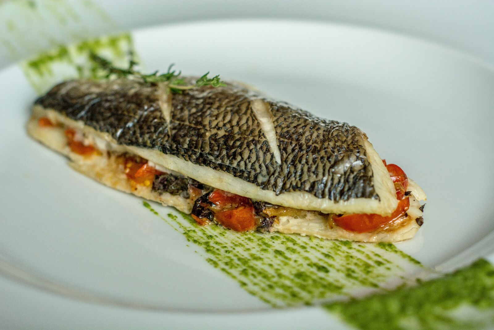 Nikon D7100 sample photo. Fish, spinach, dish photography