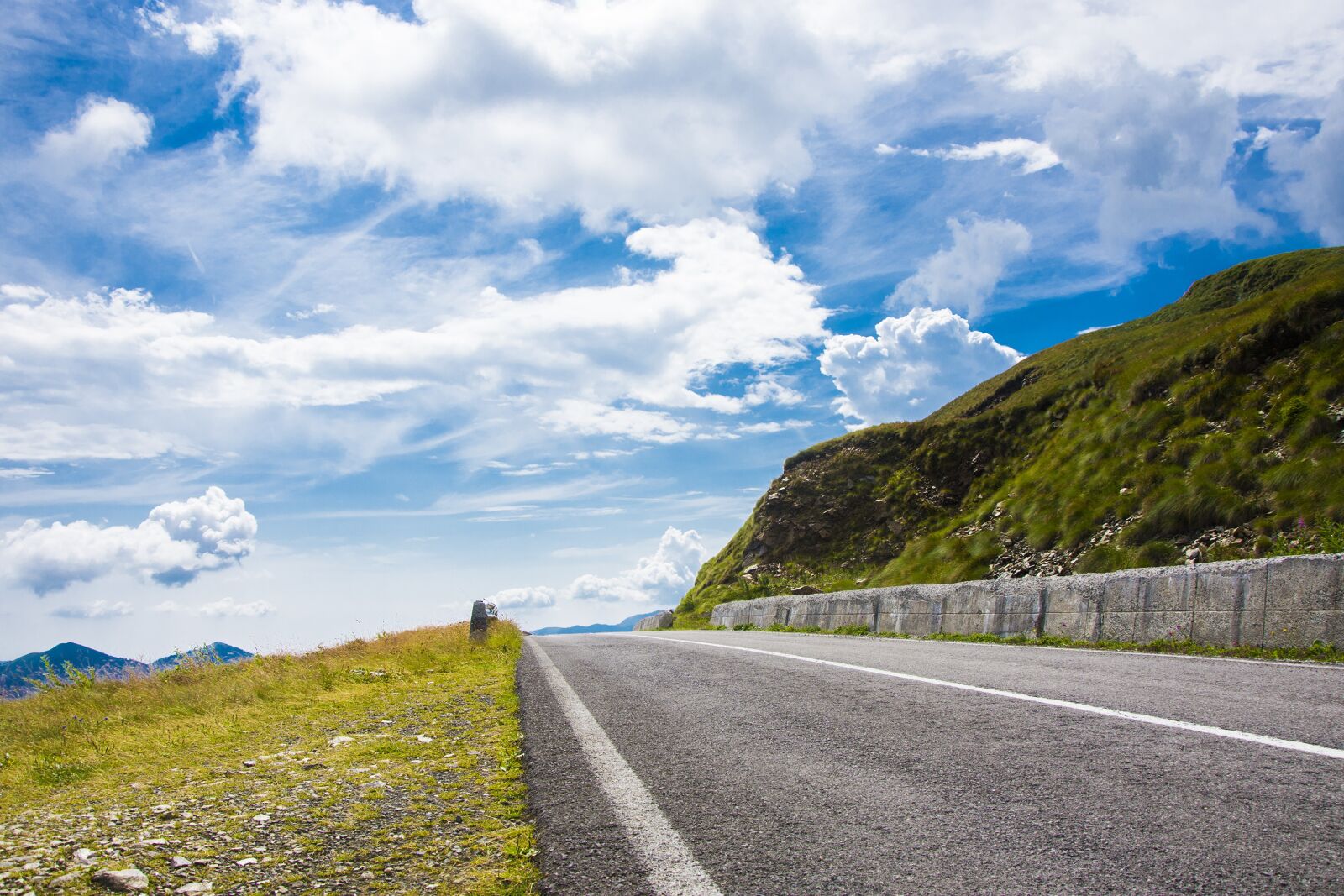Nikon D7200 sample photo. Road, street, mountains photography