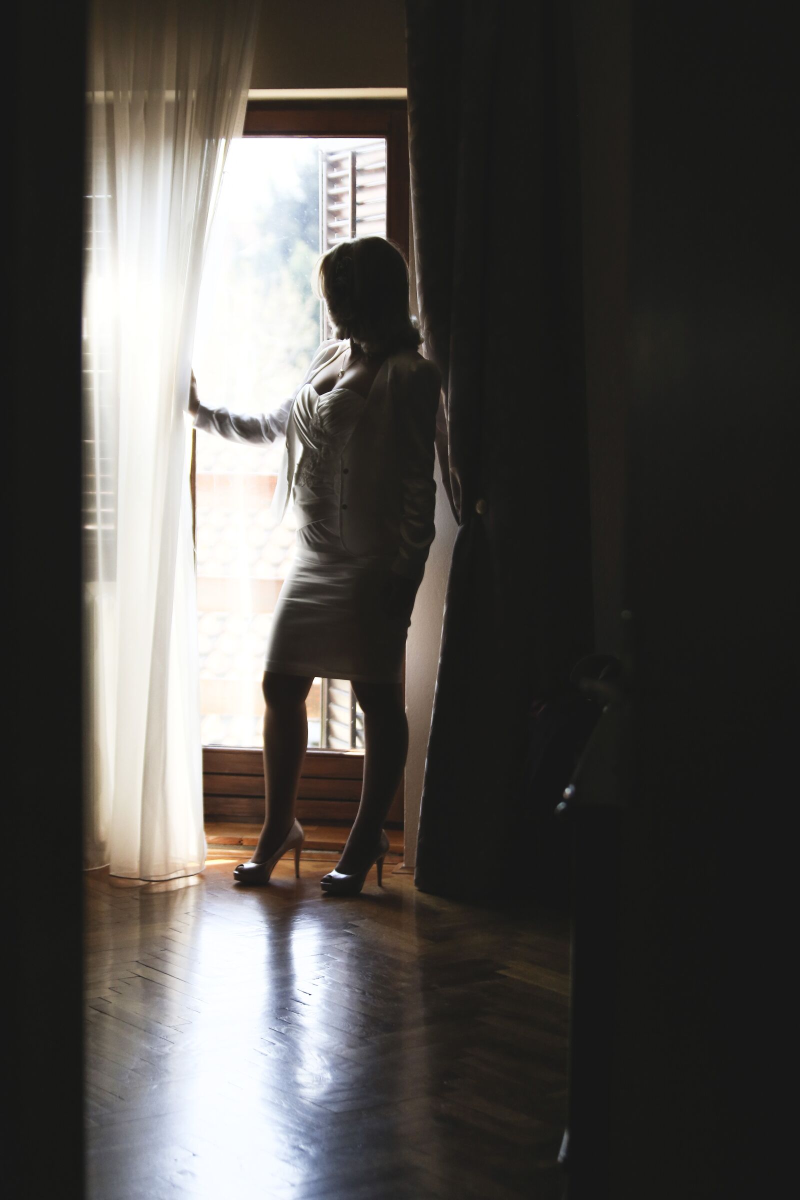Canon EF 70-200mm F2.8L IS USM sample photo. Curtain, dress, elegance, interior photography