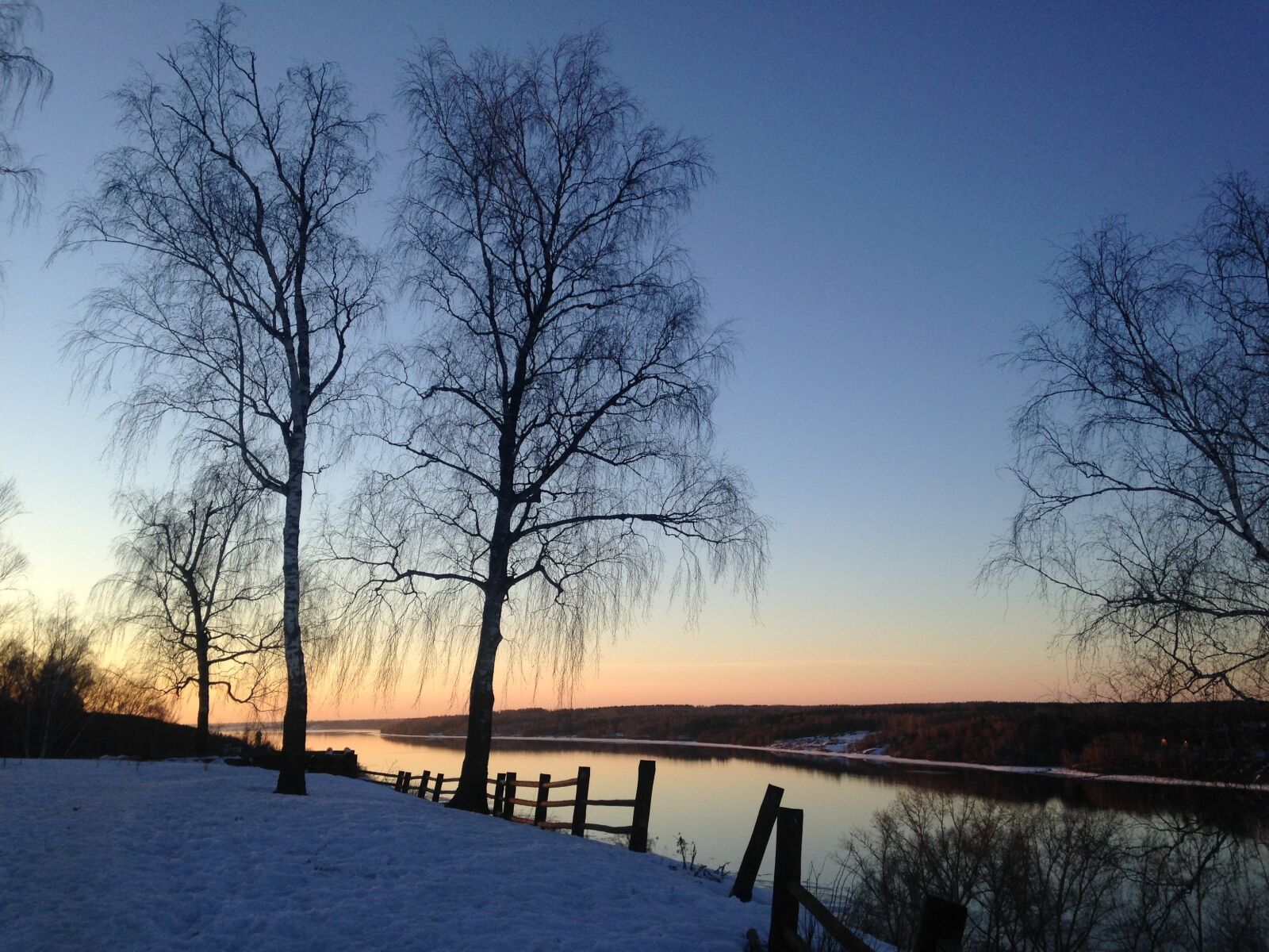 Apple iPhone 5c sample photo. River, sunset, winter photography