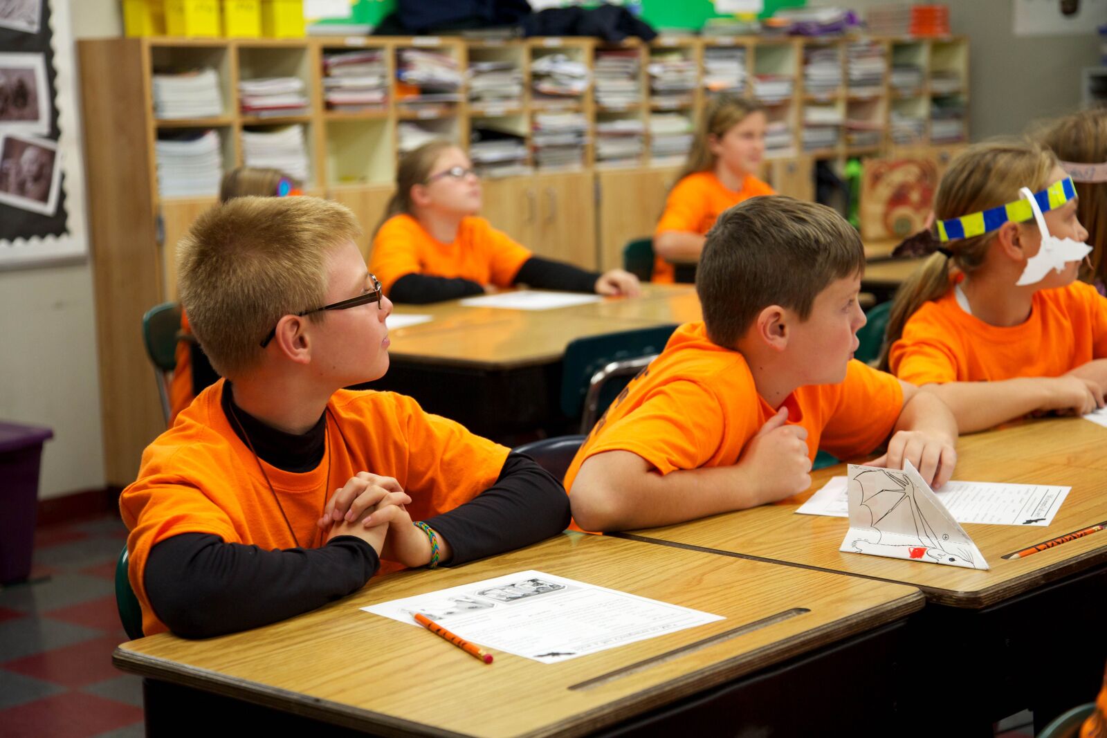 Canon EOS 5D Mark III sample photo. Kids, education, classroom photography