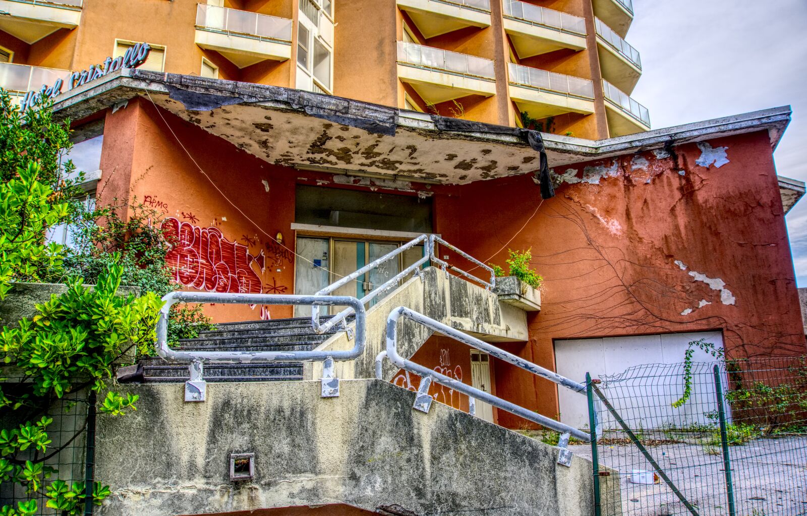 Sony a6000 sample photo. Hotel, abandoned, lost place photography