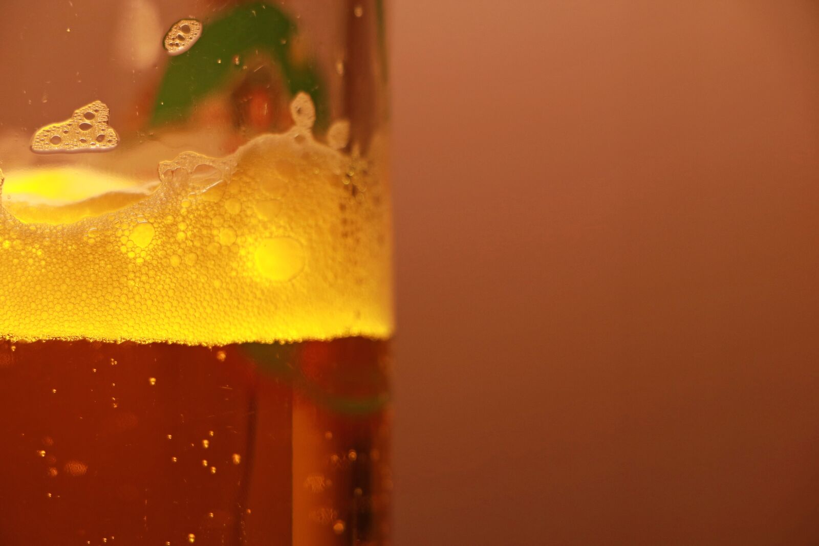 Canon EOS 750D (EOS Rebel T6i / EOS Kiss X8i) sample photo. Beer, texture, background photography